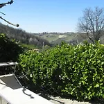 Cascina Serra Bauernhof Cossano Belbo