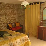 Cascina Serra Коссано-Бельбо