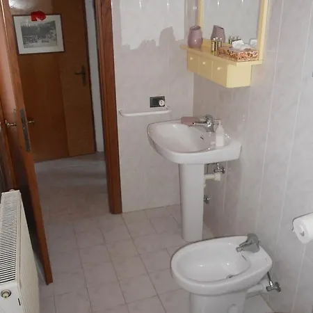 Cascina Serra * Cossano Belbo