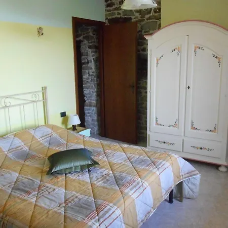 Cascina Serra Feriegård Cossano Belbo