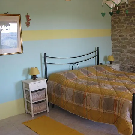 Cascina Serra Cossano Belbo