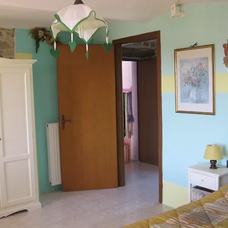 Alojamento de Turismo Rural Cascina Serra Cossano Belbo