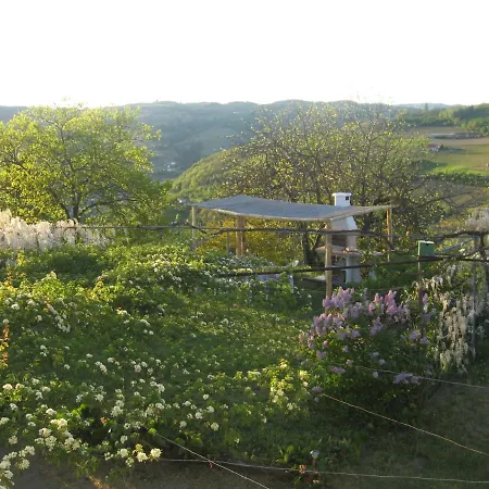 Alojamento de Turismo Rural Cascina Serra *