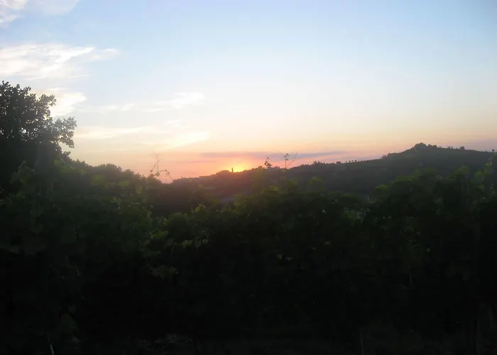 Cascina Serra Cossano Belbo